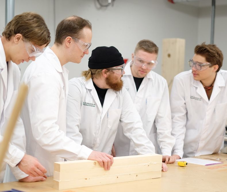 Student Lab Transforms Wood Technology Engineering Education Transforms into a Work‑Life ...