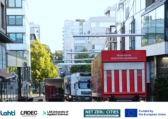 Kuljetuskalustoa Lahden keskustassa