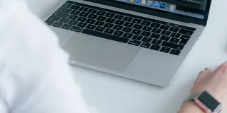 detail laptop photoshop student 