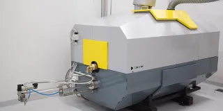 Pyrolyysilaitteisto LABin kiertotalouslaboratoriossa.