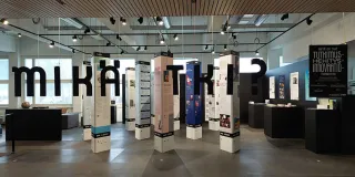 Muotoiluinstituutin hankkeiden yhteisnäyttely Lahden kampuksen Tila-galleriassa.