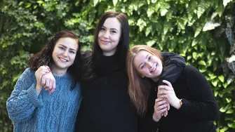 Tea Kosunen, Karoliina Tuomola ja Linda Kankare