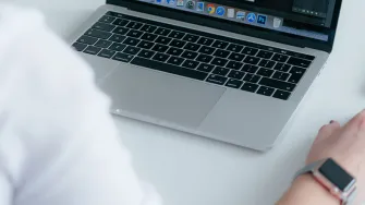 detail laptop photoshop student 