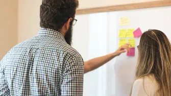 LAB-ammattikorkeakoulun Muotoiluinstituutissa pilotoidaan uusia täydennyskoulutuksia.