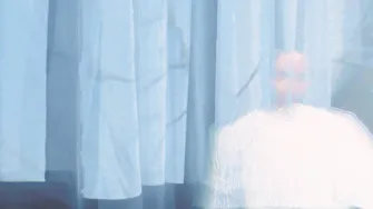 hahmo harsoverhon takana