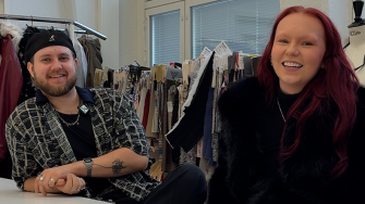 Puettavan muotoilun opiskelijat