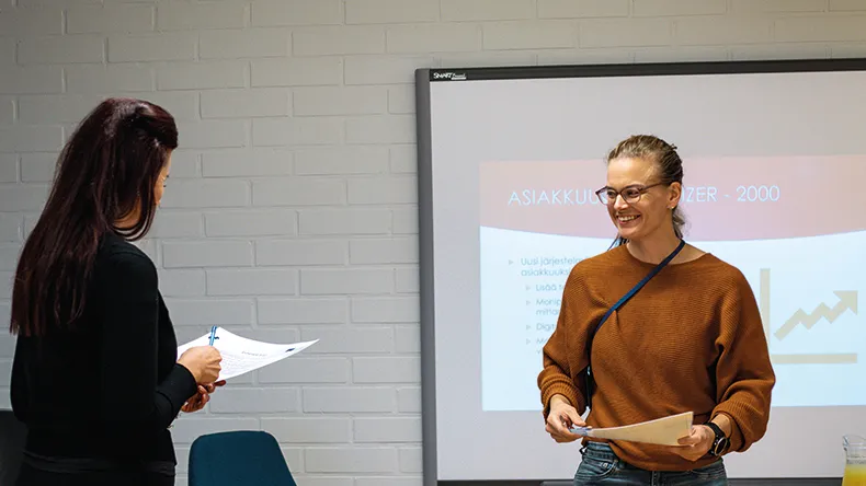 LAB-ammattikorkeakoulun työyhteisövalmennukset tarjoavat tukea eri kokoisten organisaatioiden kehitykseen