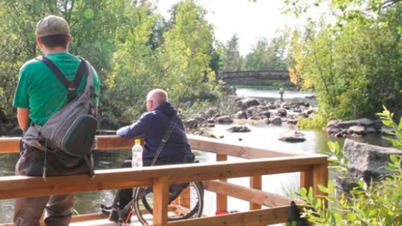 LAB-ammattikorkekakoulun asiantuntevat esteettömyyspalvelut tuovat esteettömyysosaamista luontorakentamiseen 