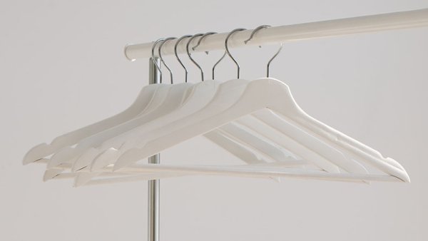 Detail white hangers