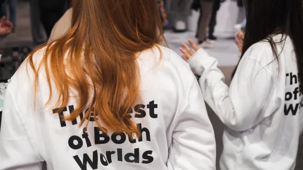 LAB-tiimiläiset Studia-messuilla 2025