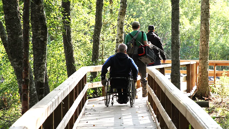 Esteetöntä retkeilyä Tainionvirralla