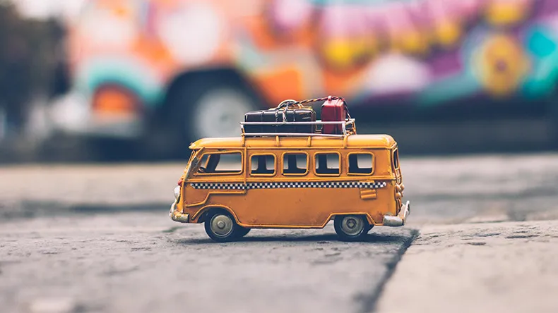 lelubussi matkalaukut katollaan