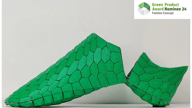 Teollisen muotoilun opiskelija Joni Kaarniitun suunnittelema kenkä.