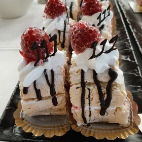 kuvassa kauppaopetus 111 v leivos